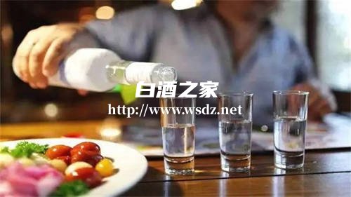 中午喝了白酒下午测血压有什么影响