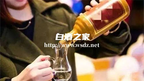 喝白酒为什么身体冷冷的