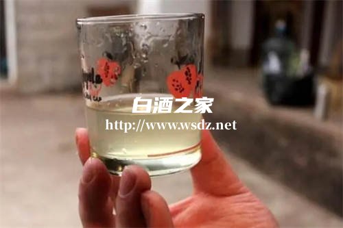 减肥喝白酒会促进代谢吗