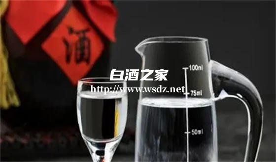 冬天喝白酒温度多少合适