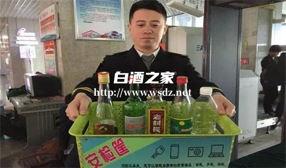 坐地铁为何限制携带白酒