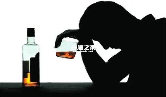 25岁男人喝白酒好吗