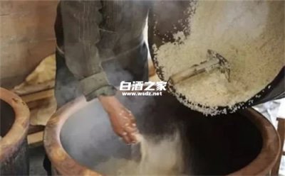 米香型白酒的酿造过程