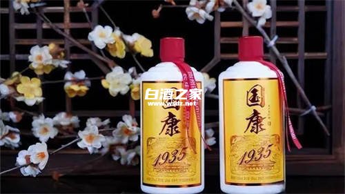 白酒酱香浓香清香哪个好喝