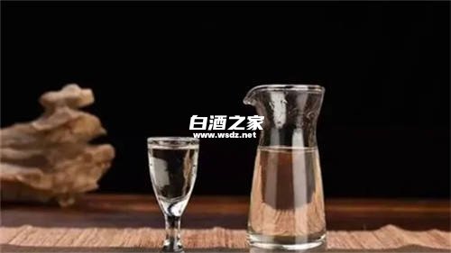 白酒是度数越高越贵吗