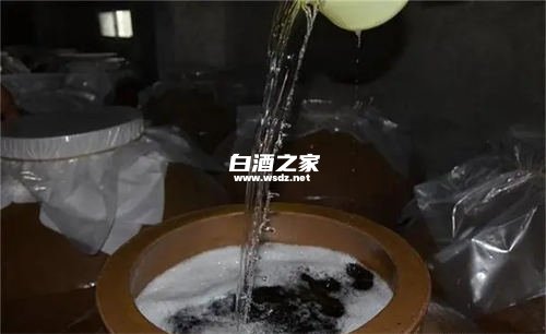 怎么去除白酒中的味道