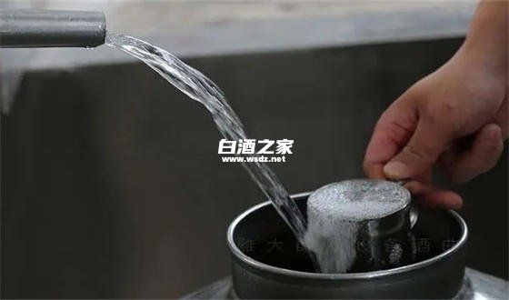 怎么去除白酒中的味道