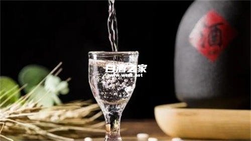 喝白酒后为什么会上头