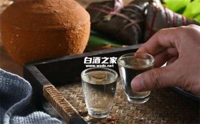 喝完白酒再吃安乃近行吗