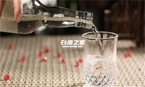 白酒各种香型及代表品牌