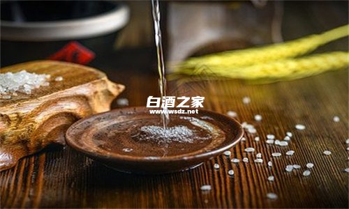 白酒去腥猪肉什么时候加入的